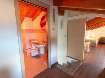 Villa Le Rose Sleeps 6 - Families Only Please *