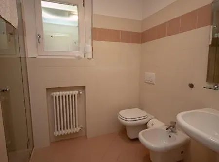 Le Rose Sleeps 6 - Families Only Please *